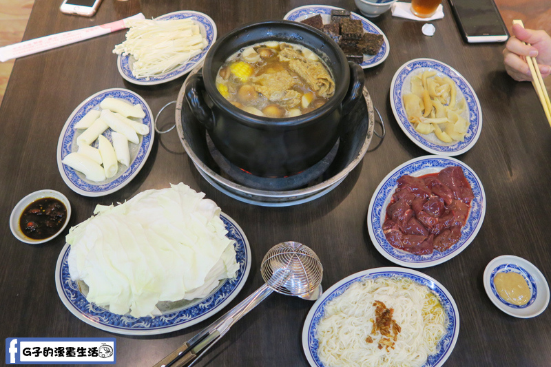 萬華食記-鴨味仔炭火薑母鴨/超好吃的薑母鴨.湯頭/冬令進補 @G子的漫畫生活 萬華食記-鴨味仔炭火薑母鴨/超好吃的薑母鴨.湯頭/冬令進補 @G子的漫畫生活