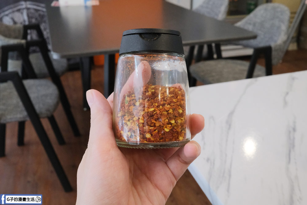 (搬到蘆洲)三重美食-凱薩披薩 Caesar’s pizza菜單,雙拼美式披薩+炸雞好吃,近三重商工 @G子的漫畫生活 (搬到蘆洲)三重美食-凱薩披薩 Caesar’s pizza菜單,雙拼美式披薩+炸雞好吃,近三重商工 @G子的漫畫生活