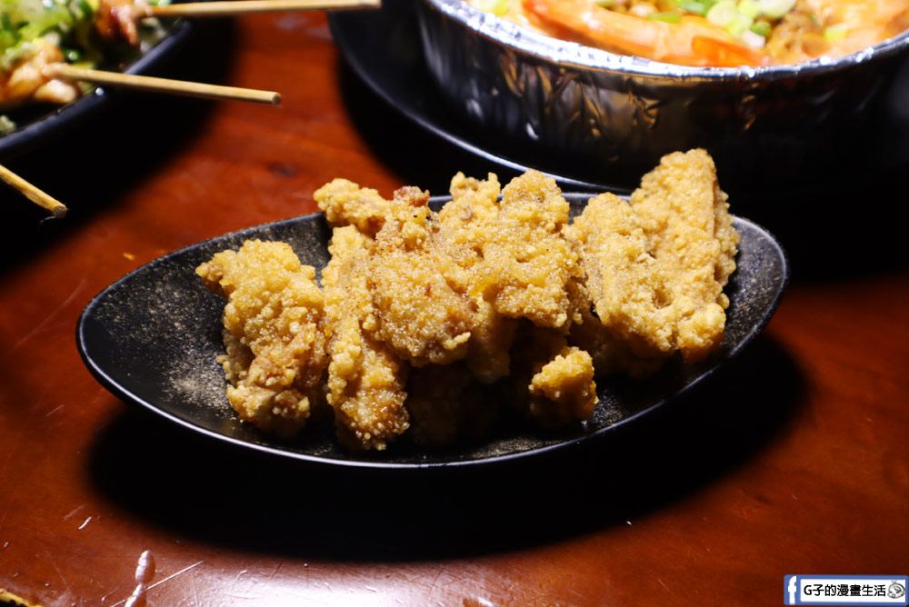 士林夜市美食-雞老闆桶仔雞,當月壽星送桶仔雞,學生吃雞只要599 @G子的漫畫生活 士林夜市美食-雞老闆桶仔雞,當月壽星送桶仔雞,學生吃雞只要599 @G子的漫畫生活