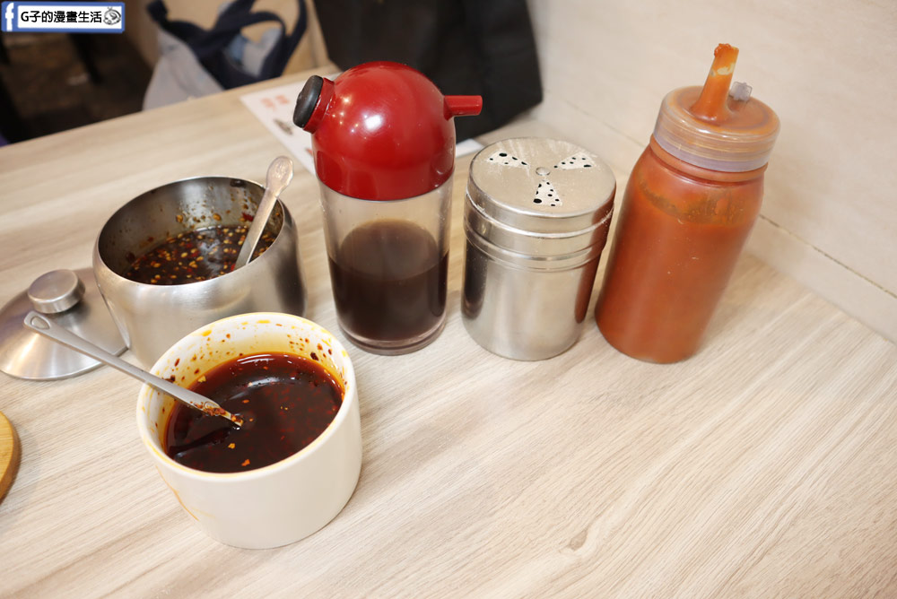 【新店區美食/新店區宵夜】七張米粉湯,黑白切最對味,近新店區公所站 @G子的漫畫生活 【新店區美食/新店區宵夜】七張米粉湯,黑白切最對味,近新店區公所站 @G子的漫畫生活