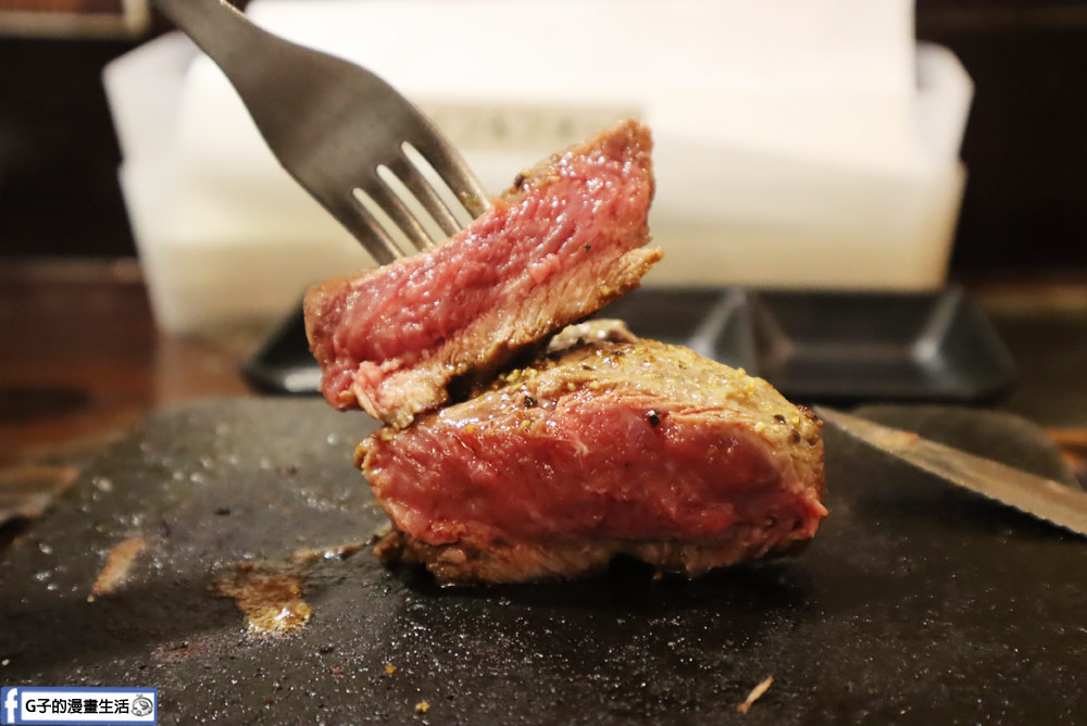 沖繩美食/國際通美食-Yappari Steak,平價熔岩厚切牛排,白飯.湯.沙拉吧吃到飽 @G子的漫畫生活 沖繩美食/國際通美食-Yappari Steak,平價熔岩厚切牛排,白飯.湯.沙拉吧吃到飽 @G子的漫畫生活