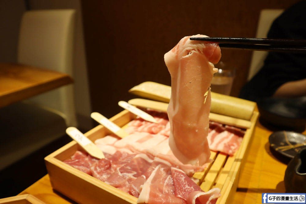 沖繩阿古豬/國際通美食-阿古豬專門店 禪(琉球あぐー豚しゃぶしゃぶ禅),意外好吃國際通阿古豬涮涮鍋推薦 @G子的漫畫生活