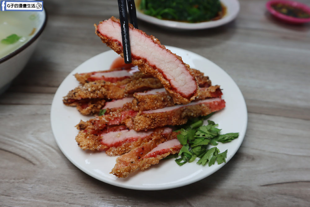 中和廟口美食-双囍油飯(黑白切),油飯、紅燒肉、炸豆包、粉腸湯必吃 @G子的漫畫生活 中和廟口美食-双囍油飯(黑白切),油飯、紅燒肉、炸豆包、粉腸湯必吃 @G子的漫畫生活