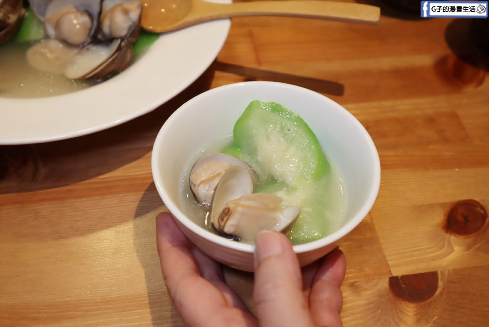 【松山區居酒屋】粉鳥林 漁食肆-藏在住宅巷弄的居酒屋,現流魚+創意料理好吃,近小巨蛋站 @G子的漫畫生活