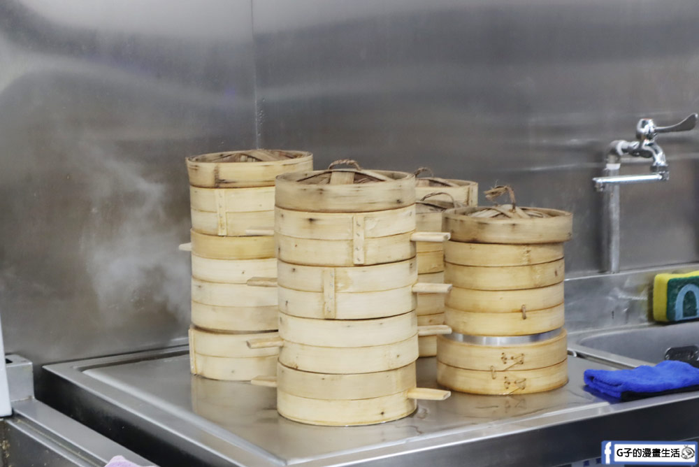 中永和美食-兩津港點湯包專賣店,銅板價格港式點心,蘿蔔糕、小籠湯包必吃，永和港式點心推薦! @G子的漫畫生活