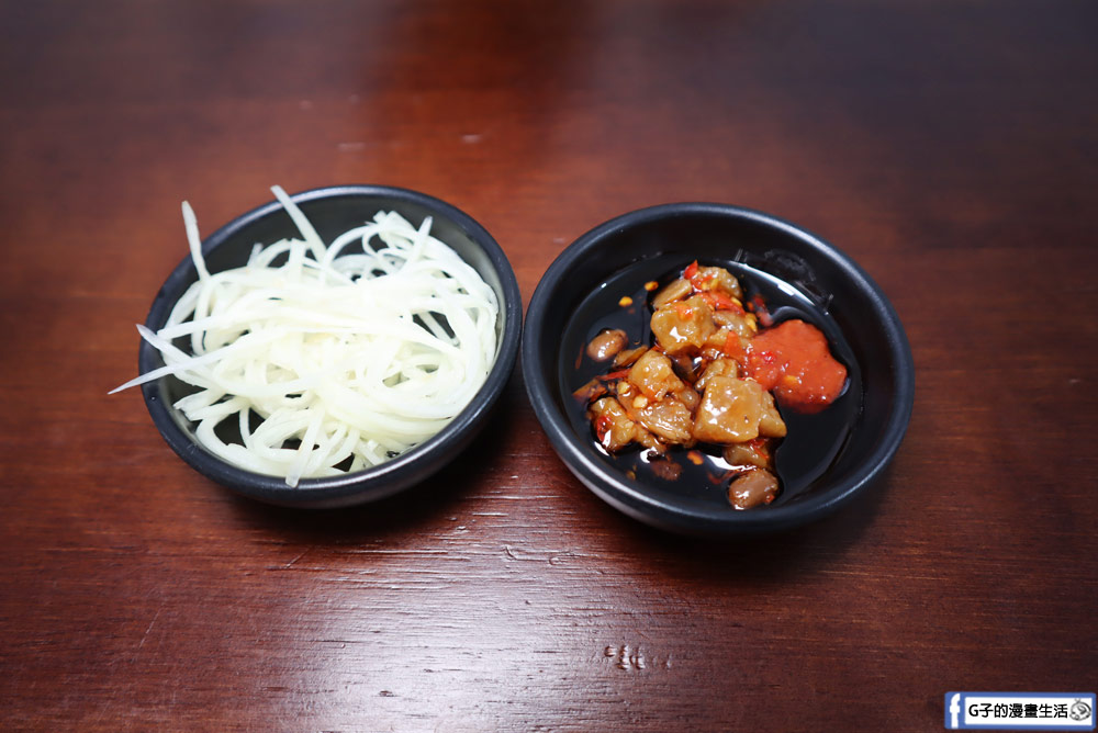 中永和美食-兩津港點湯包專賣店,銅板價格港式點心,蘿蔔糕、小籠湯包必吃，永和港式點心推薦! @G子的漫畫生活