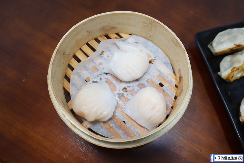 中永和美食-兩津港點湯包專賣店,銅板價格港式點心,蘿蔔糕、小籠湯包必吃，永和港式點心推薦! @G子的漫畫生活