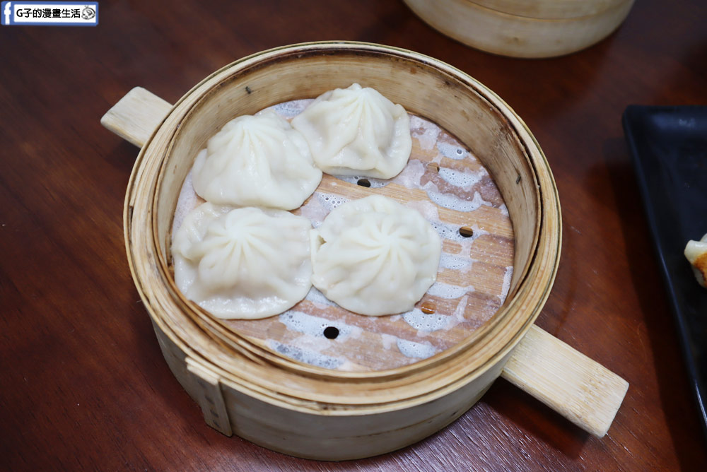 中永和美食-兩津港點湯包專賣店,銅板價格港式點心,蘿蔔糕、小籠湯包必吃，永和港式點心推薦! @G子的漫畫生活