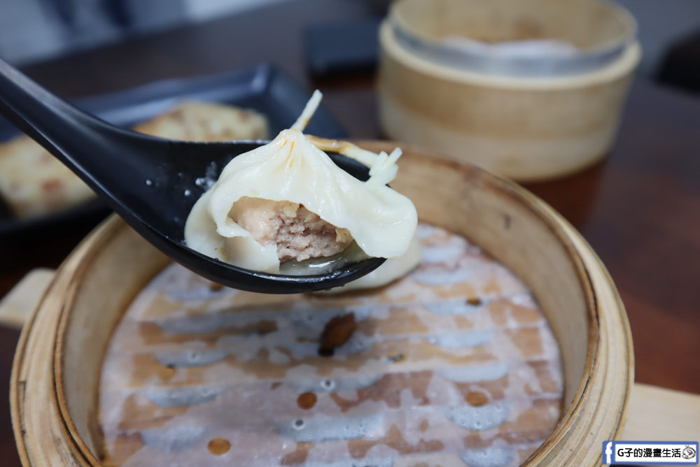 中永和美食-兩津港點湯包專賣店,銅板價格港式點心,蘿蔔糕、小籠湯包必吃，永和港式點心推薦! @G子的漫畫生活