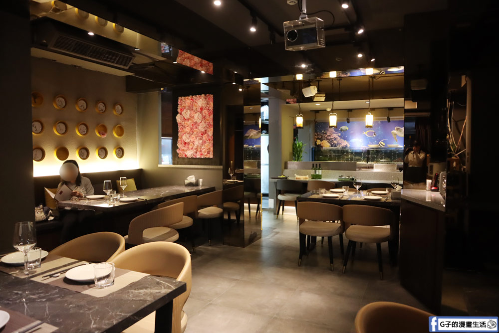 閑閑餐酒館-中西合併的港式餐酒館 聚會推薦,活體海鮮有夠鮮,近捷運南京三民站 @G子的漫畫生活 閑閑餐酒館-中西合併的港式餐酒館 聚會推薦,活體海鮮有夠鮮,近捷運南京三民站 @G子的漫畫生活