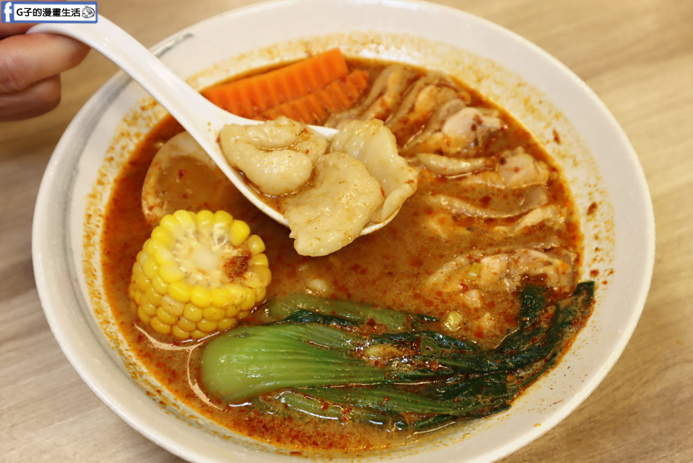 撈月麵館-新莊必吃麵疙瘩,海鮮新鮮澎拜,叻沙湯頭必吃(有撈月麵館菜單) @G子的漫畫生活 撈月麵館-新莊必吃麵疙瘩,海鮮新鮮澎拜,叻沙湯頭必吃(有撈月麵館菜單) @G子的漫畫生活