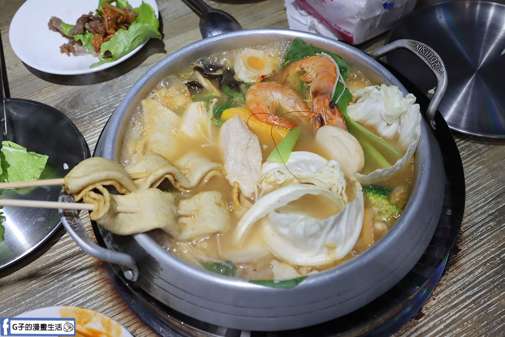 西門町美食-阿豬嘻烤肉村,韓式烤肉吃到飽只要$488起,銅板烤肉+部隊鍋吃到飽 @G子的漫畫生活 西門町美食-阿豬嘻烤肉村,韓式烤肉吃到飽只要$488起,銅板烤肉+部隊鍋吃到飽 @G子的漫畫生活