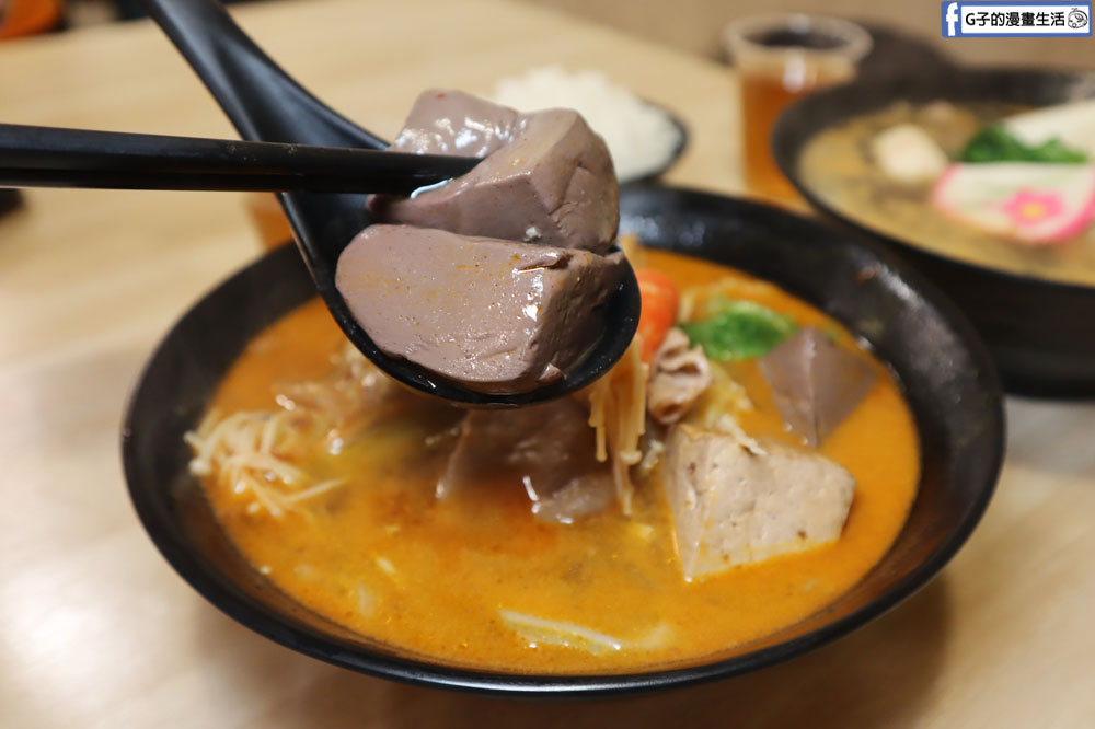 四維市場美食-四維QQ手工粉條冰/辣媽紅燒臭豆腐鴨血,新莊麻辣鴨血推薦 @G子的漫畫生活 四維市場美食-四維QQ手工粉條冰/辣媽紅燒臭豆腐鴨血,新莊麻辣鴨血推薦 @G子的漫畫生活