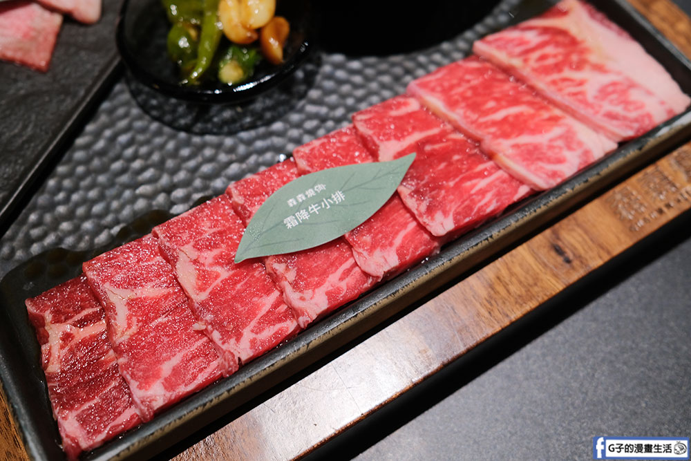 台中燒肉-森森燒肉 台中站前秀泰店,半自助吧吃到飽,甜點比燒肉更出色 @G子的漫畫生活