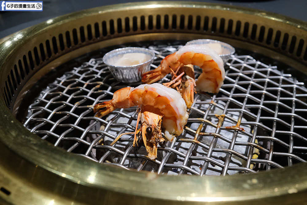 台中燒肉-森森燒肉 台中站前秀泰店,半自助吧吃到飽,甜點比燒肉更出色 @G子的漫畫生活