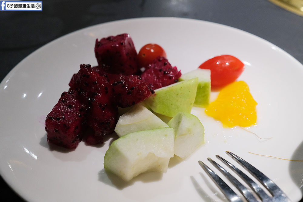 台中燒肉-森森燒肉 台中站前秀泰店,半自助吧吃到飽,甜點比燒肉更出色 @G子的漫畫生活
