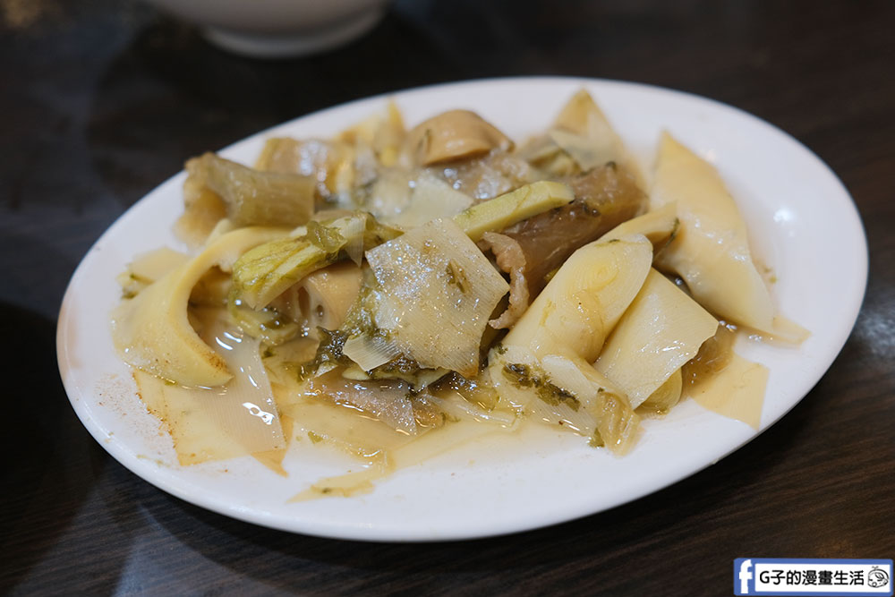 三重滷肉飯-蓮霧滷肉飯,三重五大魯肉飯必吃,推豬腳便當+金針赤肉湯 @G子的漫畫生活 三重滷肉飯-蓮霧滷肉飯,三重五大魯肉飯必吃,推豬腳便當+金針赤肉湯 @G子的漫畫生活