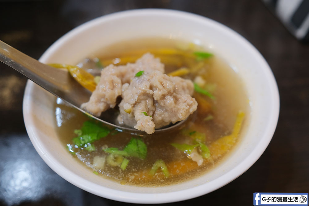 三重滷肉飯-蓮霧滷肉飯,三重五大魯肉飯必吃,推豬腳便當+金針赤肉湯 @G子的漫畫生活 三重滷肉飯-蓮霧滷肉飯,三重五大魯肉飯必吃,推豬腳便當+金針赤肉湯 @G子的漫畫生活