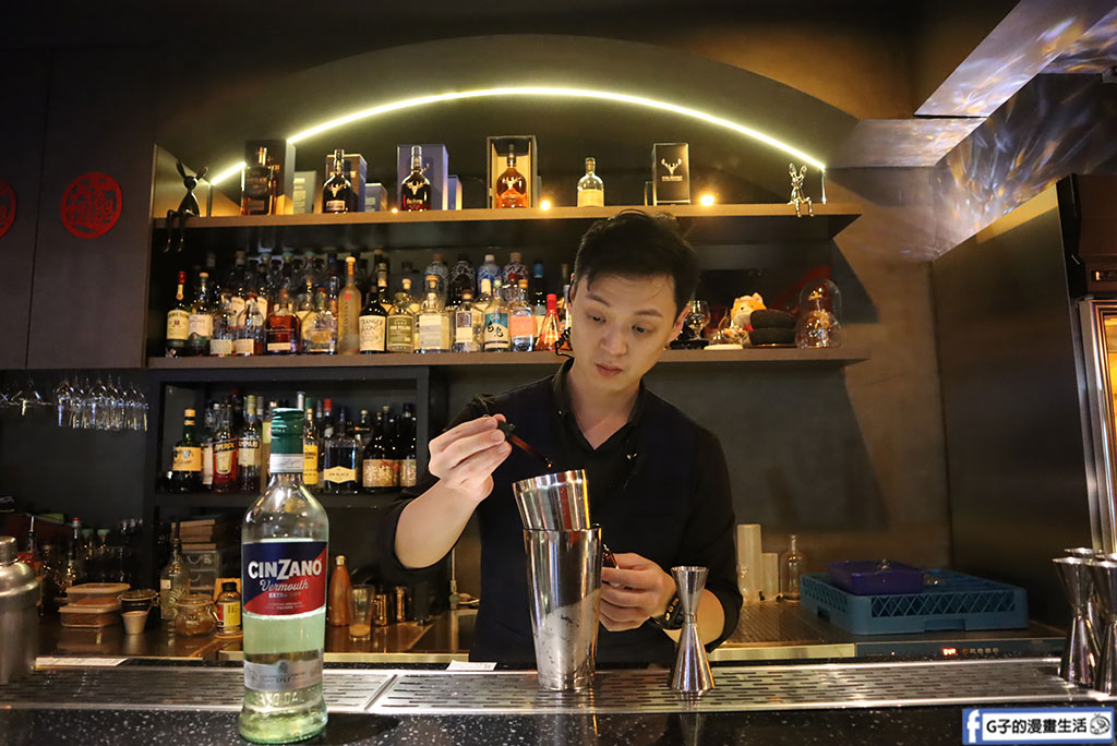 板橋餐酒館-奔跑小酒館,夢幻調酒太美,板橋美食清單+1 @G子的漫畫生活