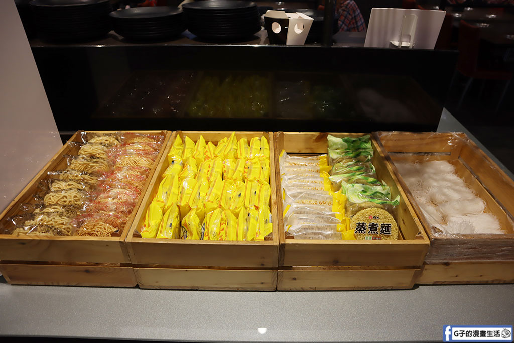 土城吃到飽火鍋-八雲町和牛海鮮鍋物菜單,日本和牛、生魚片、海鮮、肉品、菜盤、甜點吃到飽火鍋只要988! @G子的漫畫生活 土城吃到飽火鍋-八雲町和牛海鮮鍋物菜單,日本和牛、生魚片、海鮮、肉品、菜盤、甜點吃到飽火鍋只要988! @G子的漫畫生活