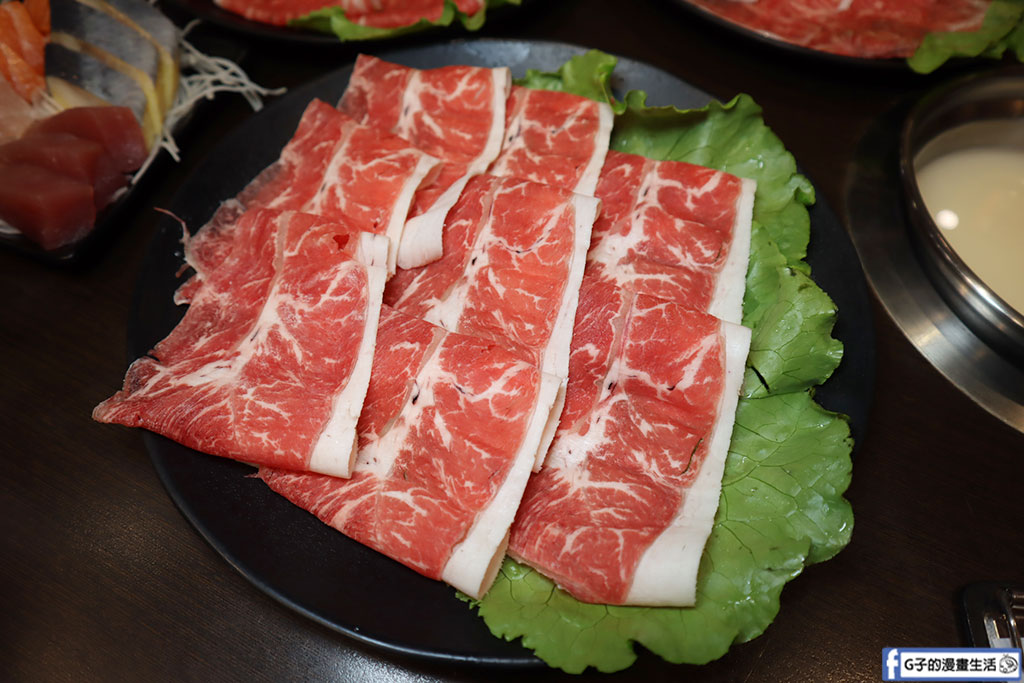 土城吃到飽火鍋-八雲町和牛海鮮鍋物菜單,日本和牛、生魚片、海鮮、肉品、菜盤、甜點吃到飽火鍋只要988! @G子的漫畫生活 土城吃到飽火鍋-八雲町和牛海鮮鍋物菜單,日本和牛、生魚片、海鮮、肉品、菜盤、甜點吃到飽火鍋只要988! @G子的漫畫生活
