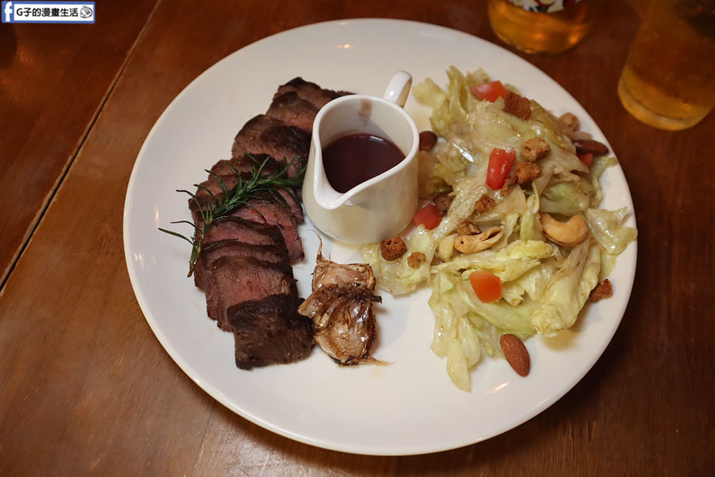 Lane 72 Bistro英式餐酒館-板橋酒吧平日暢飲,不到500就能喝生啤/調酒 @G子的漫畫生活 Lane 72 Bistro英式餐酒館-板橋酒吧平日暢飲,不到500就能喝生啤/調酒 @G子的漫畫生活