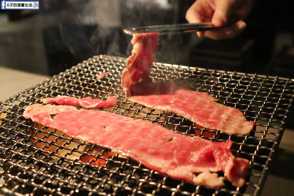 東區燒烤吃到飽-火之舞蓁品燒,和牛、伊比利豬、生蠔、生食級干貝吃到飽不怕你吃 @G子的漫畫生活 東區燒烤吃到飽-火之舞蓁品燒,和牛、伊比利豬、生蠔、生食級干貝吃到飽不怕你吃 @G子的漫畫生活
