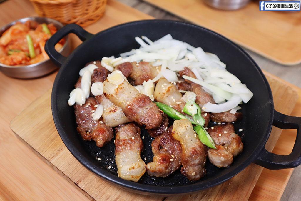 中和韓式料理推薦-韓大媽韓式料理,韓式豆腐煲鍋/辣味炒碼麵,內用小菜無限續 @G子的漫畫生活 中和韓式料理推薦-韓大媽韓式料理,韓式豆腐煲鍋/辣味炒碼麵,內用小菜無限續 @G子的漫畫生活