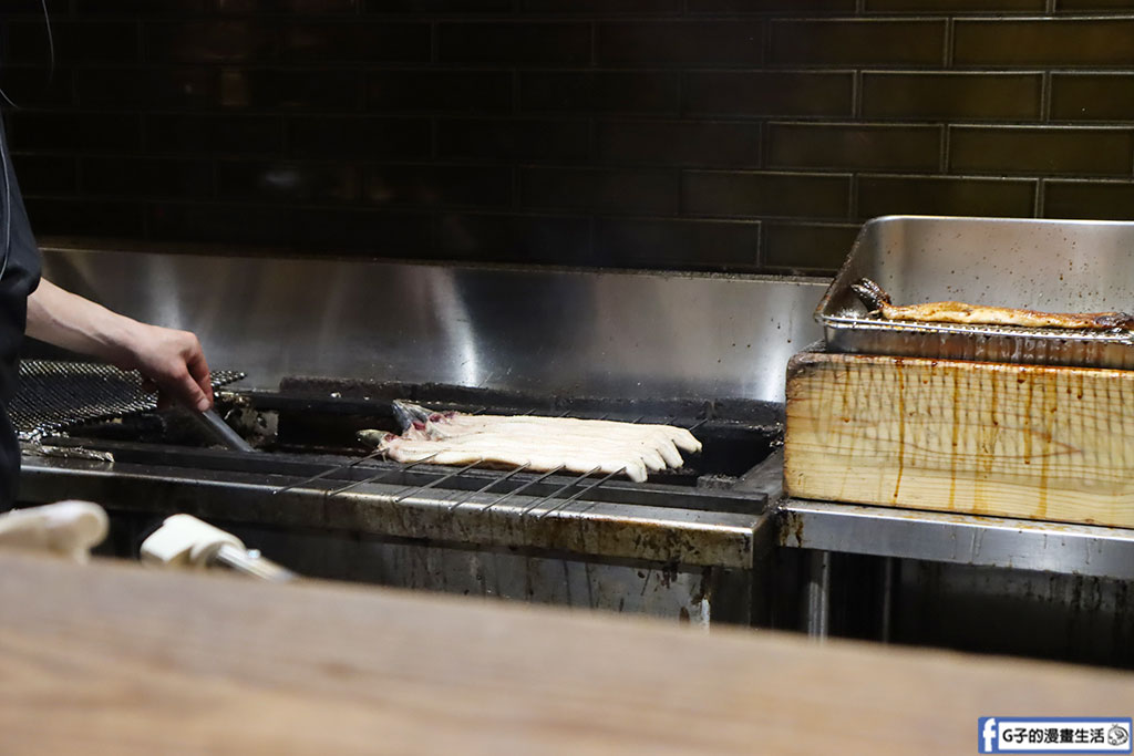 大阪美食【地燒鰻魚 法善寺山かづ】難波鰻魚飯必吃,大阪難波站周邊美食 @G子的漫畫生活 大阪美食【地燒鰻魚 法善寺山かづ】難波鰻魚飯必吃,大阪難波站周邊美食 @G子的漫畫生活
