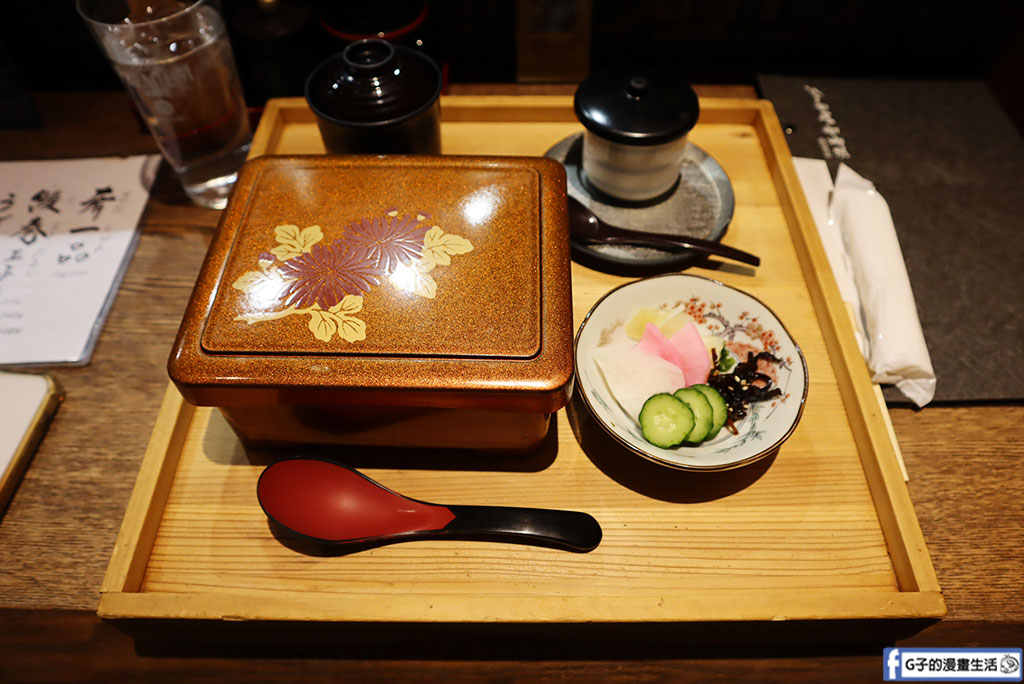 大阪美食【地燒鰻魚 法善寺山かづ】難波鰻魚飯必吃,大阪難波站周邊美食 @G子的漫畫生活 大阪美食【地燒鰻魚 法善寺山かづ】難波鰻魚飯必吃,大阪難波站周邊美食 @G子的漫畫生活