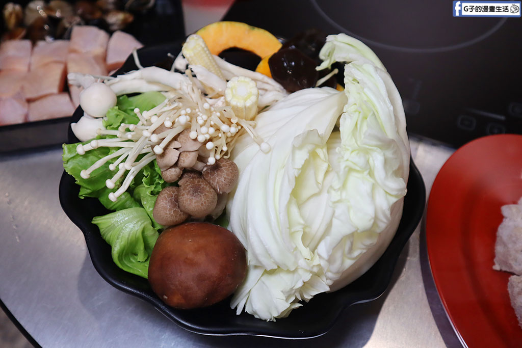 蘇記嘀兜雞松山店-饒河夜市附近美食,夏天也愛胡椒豬肚雞火鍋 @G子的漫畫生活
