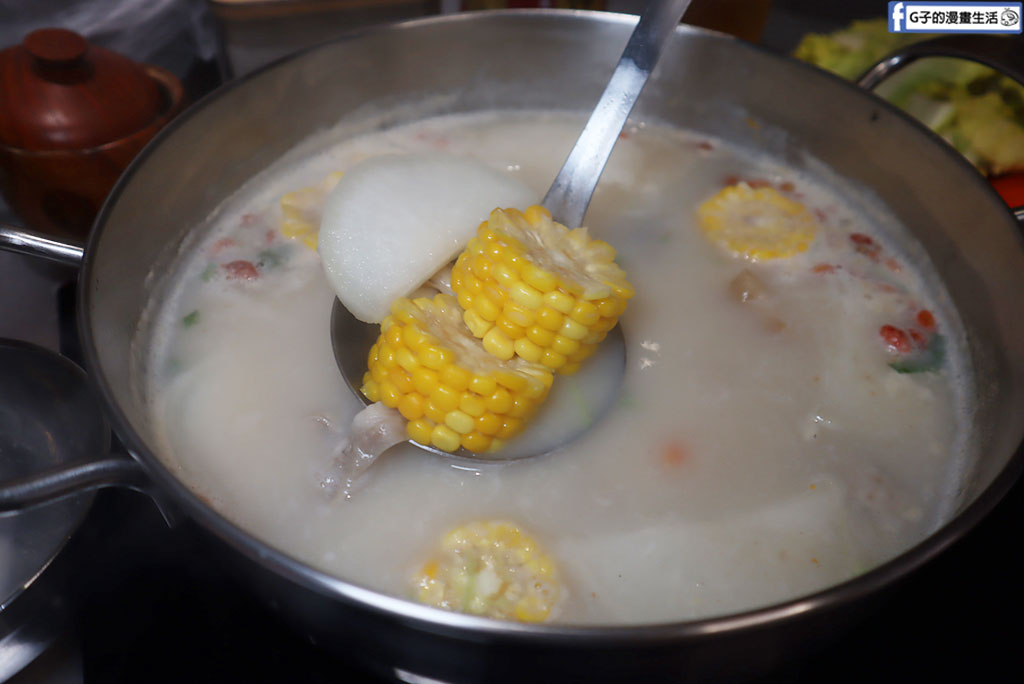 蘇記嘀兜雞松山店-饒河夜市附近美食,夏天也愛胡椒豬肚雞火鍋 @G子的漫畫生活