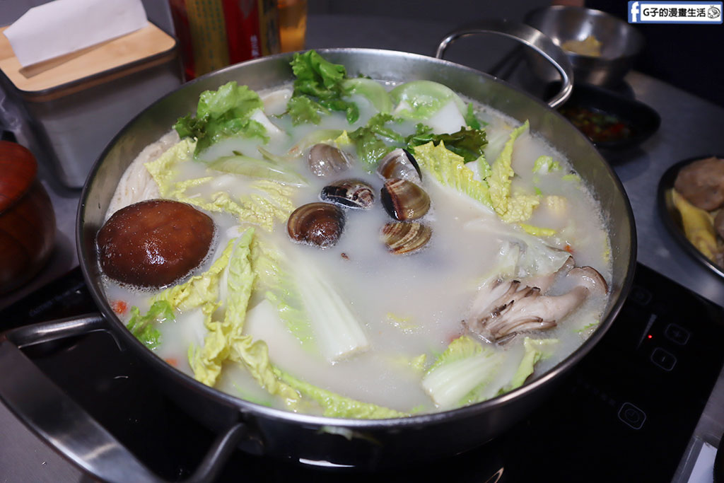蘇記嘀兜雞松山店-饒河夜市附近美食,夏天也愛胡椒豬肚雞火鍋 @G子的漫畫生活