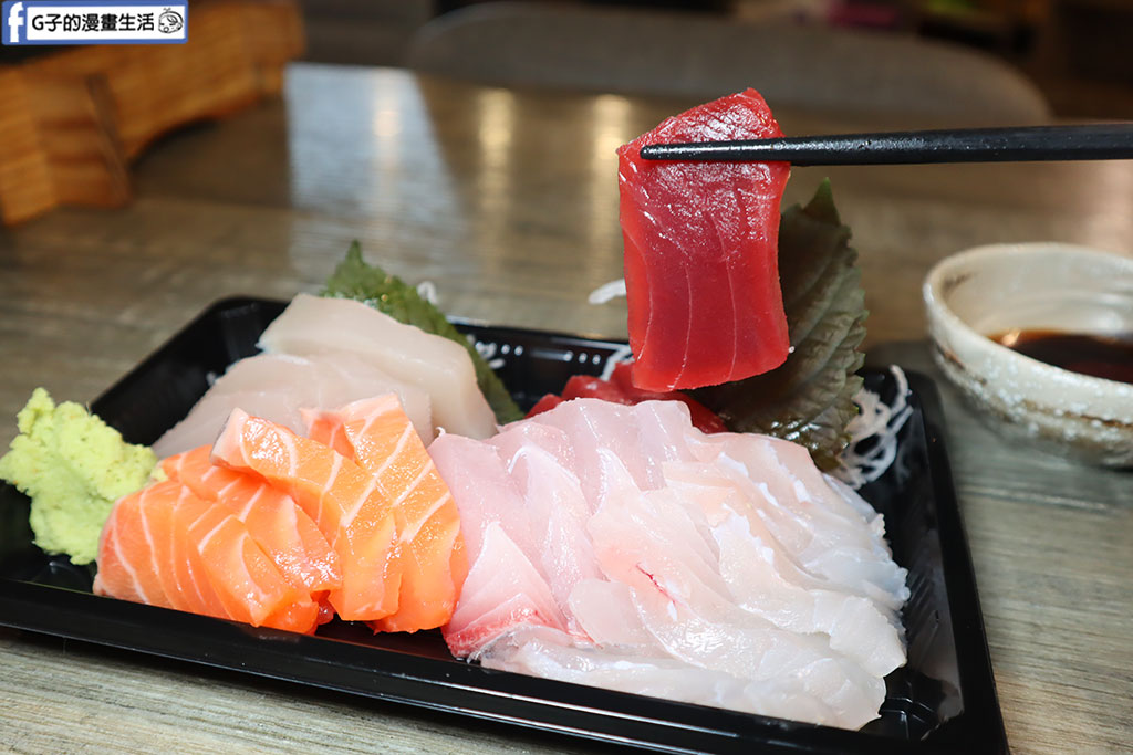 新店裕隆城旁的千壽司新店旗艦店,20片綜合生魚片盒只要250/鮭魚300 @G子的漫畫生活 新店裕隆城旁的千壽司新店旗艦店,20片綜合生魚片盒只要250/鮭魚300 @G子的漫畫生活