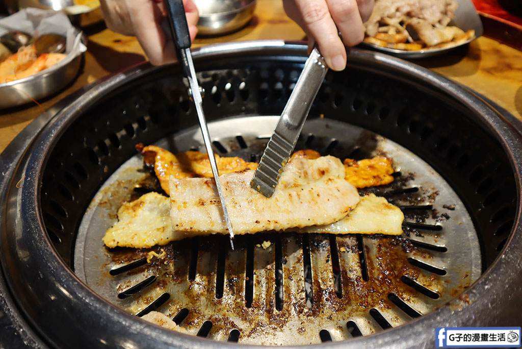 阿豬媽韓式烤肉吃到飽西門店-台北韓式烤肉吃到飽569起,學生平日限定529起 @G子的漫畫生活