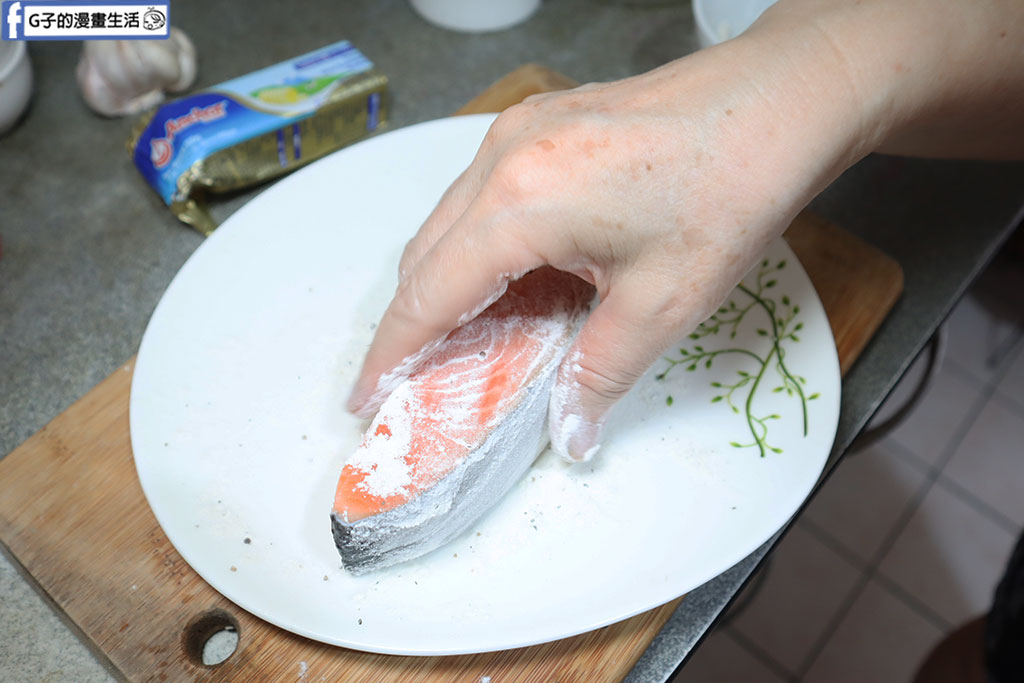 愛上新鮮團購-鮮凍智利鮭魚菲力,蜂蜜檸檬香煎鮭魚 10分鐘平底鍋食譜 @G子的漫畫生活 愛上新鮮團購-鮮凍智利鮭魚菲力,蜂蜜檸檬香煎鮭魚 10分鐘平底鍋食譜 @G子的漫畫生活