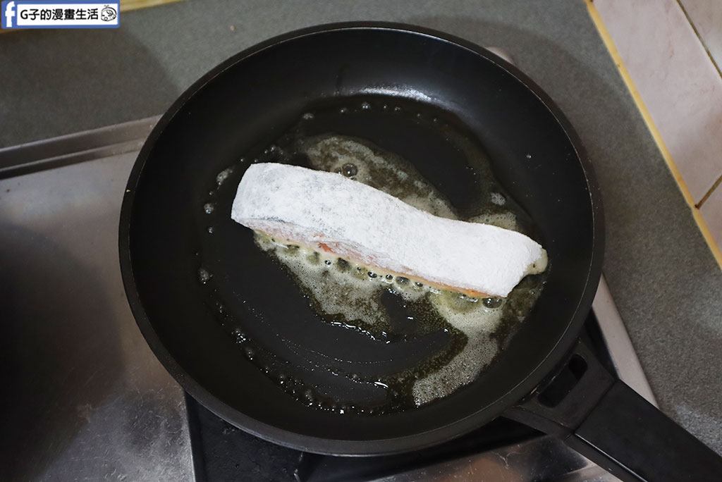 愛上新鮮團購-鮮凍智利鮭魚菲力,蜂蜜檸檬香煎鮭魚 10分鐘平底鍋食譜 @G子的漫畫生活 愛上新鮮團購-鮮凍智利鮭魚菲力,蜂蜜檸檬香煎鮭魚 10分鐘平底鍋食譜 @G子的漫畫生活