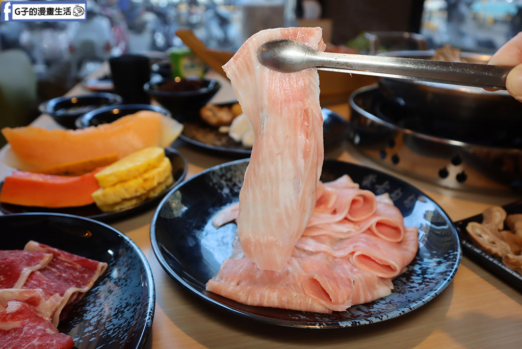 三峽火鍋吃到飽推薦-蒙古勾勾,$599起肉品海鮮+百樣自助吧吃到飽,不加一滴油的麻辣鍋 @G子的漫畫生活