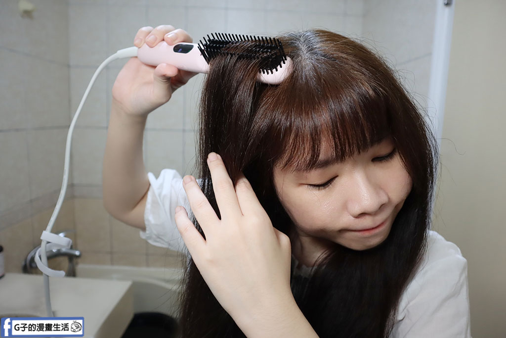POPRORO 超輕量兩用負離子直髮梳-一支搞定直捲兩用電熱梳 @G子的漫畫生活