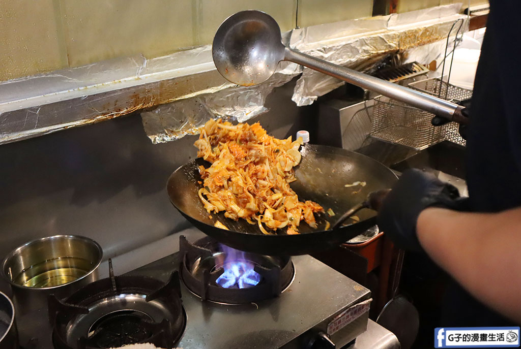 千杯不醉居酒屋-板橋唯一有KTV包廂唱歌的串燒居酒屋,假日到半夜2點高CP值美食 @G子的漫畫生活 千杯不醉居酒屋-板橋唯一有KTV包廂唱歌的串燒居酒屋,假日到半夜2點高CP值美食 @G子的漫畫生活