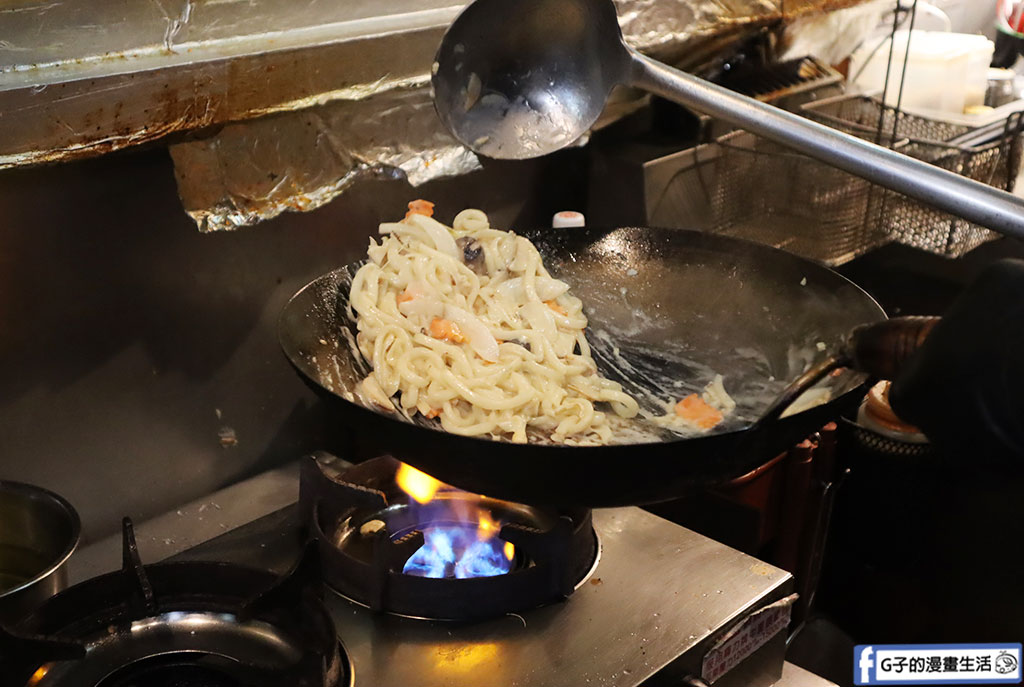 千杯不醉居酒屋-板橋唯一有KTV包廂唱歌的串燒居酒屋,假日到半夜2點高CP值美食 @G子的漫畫生活 千杯不醉居酒屋-板橋唯一有KTV包廂唱歌的串燒居酒屋,假日到半夜2點高CP值美食 @G子的漫畫生活