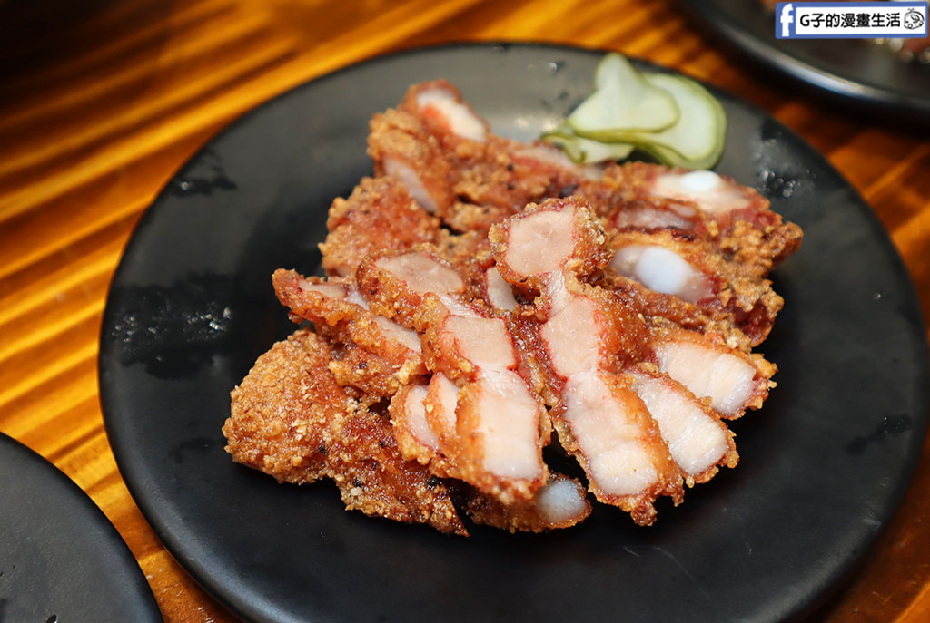 林口三井美食-老伙計 黑金滷肉飯.鹹粥.米粉湯,下午有營業的文青小吃店 @G子的漫畫生活