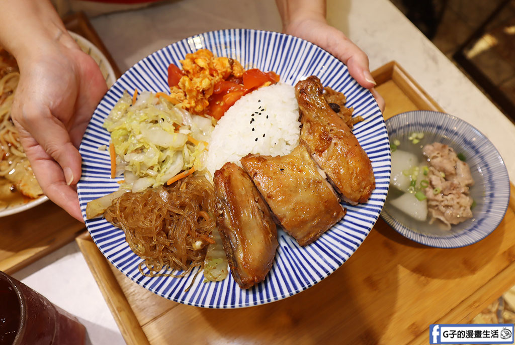林口三井美食-品嚐悅-林口「最美便當店」比臉大雞排和烤雞腿飯必吃 @G子的漫畫生活