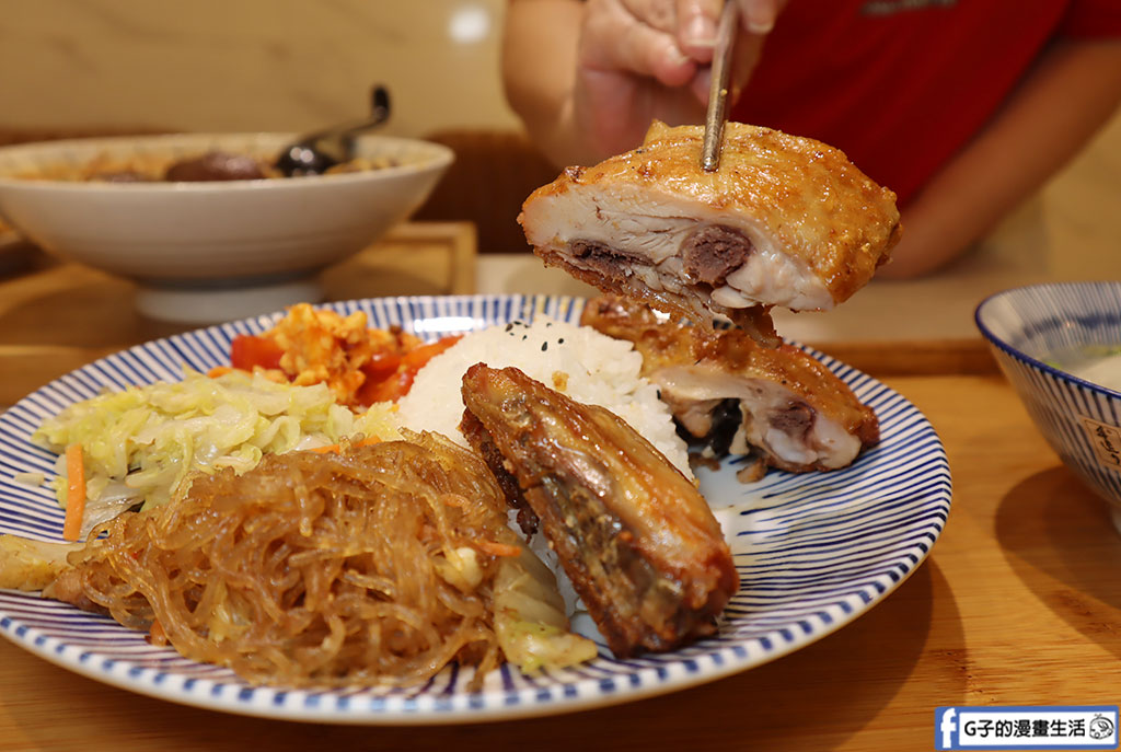 林口三井美食-品嚐悅-林口「最美便當店」比臉大雞排和烤雞腿飯必吃 @G子的漫畫生活