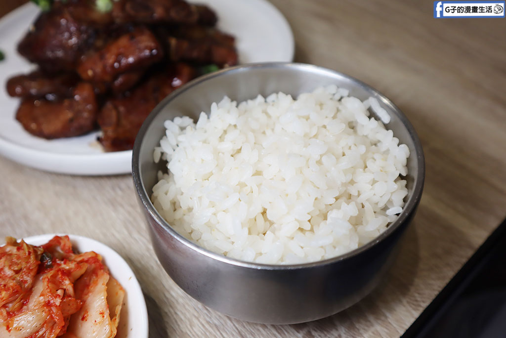 板新站韓式料理推薦｜波爺韓式中華料理菜單、小菜無限供應、外帶85折超划算 @G子的漫畫生活