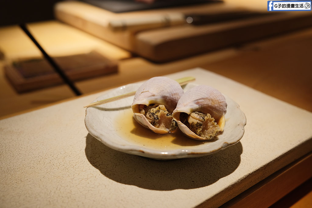 鮨荻 Sushi Ogi|台北中山區無菜單料理推薦,將近30道菜的OMAKASE,隱身北車巷弄 @G子的漫畫生活 鮨荻 Sushi Ogi|台北中山區無菜單料理推薦,將近30道菜的OMAKASE,隱身北車巷弄 @G子的漫畫生活