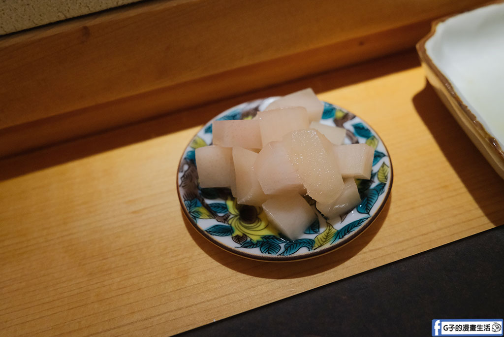 鮨荻 Sushi Ogi|台北中山區無菜單料理推薦,將近30道菜的OMAKASE,隱身北車巷弄 @G子的漫畫生活 鮨荻 Sushi Ogi|台北中山區無菜單料理推薦,將近30道菜的OMAKASE,隱身北車巷弄 @G子的漫畫生活