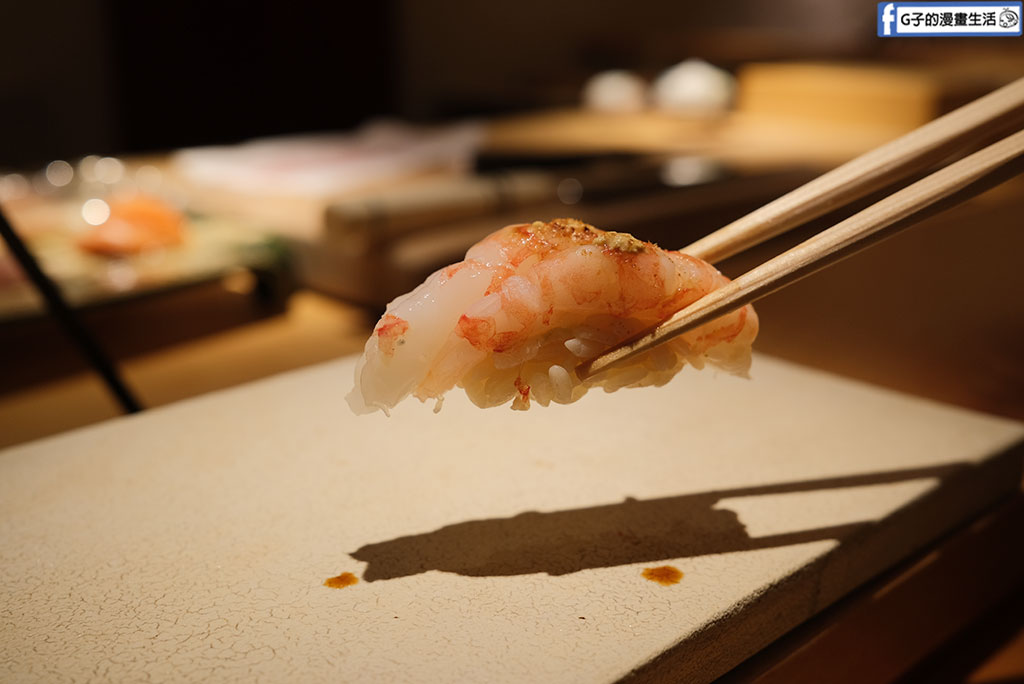 鮨荻 Sushi Ogi|台北中山區無菜單料理推薦,將近30道菜的OMAKASE,隱身北車巷弄 @G子的漫畫生活 鮨荻 Sushi Ogi|台北中山區無菜單料理推薦,將近30道菜的OMAKASE,隱身北車巷弄 @G子的漫畫生活