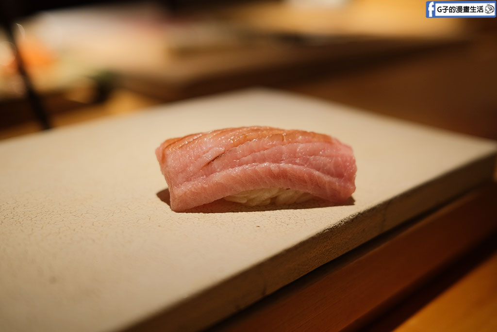 鮨荻 Sushi Ogi|台北中山區無菜單料理推薦,將近30道菜的OMAKASE,隱身北車巷弄 @G子的漫畫生活 鮨荻 Sushi Ogi|台北中山區無菜單料理推薦,將近30道菜的OMAKASE,隱身北車巷弄 @G子的漫畫生活