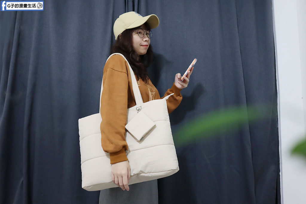 雲朵Soft 托特筆電包| ekax 開箱實測:容量大到能當完美媽媽包!Mac 16吋輕鬆收納 @G子的漫畫生活 雲朵Soft 托特筆電包| ekax 開箱實測:容量大到能當完美媽媽包!Mac 16吋輕鬆收納 @G子的漫畫生活